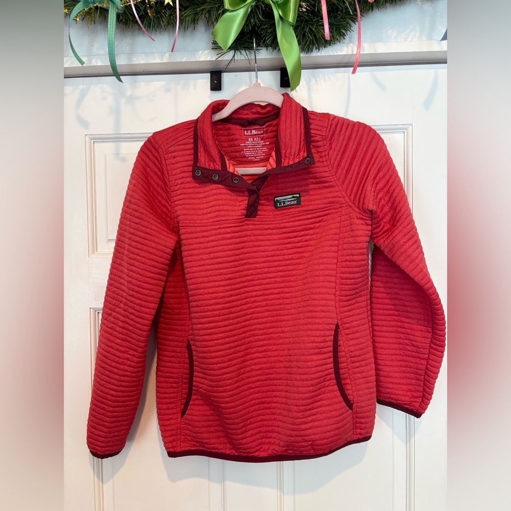 L.L Bean Red and Maroon Pull Over with Textured Material and Snap Buttons